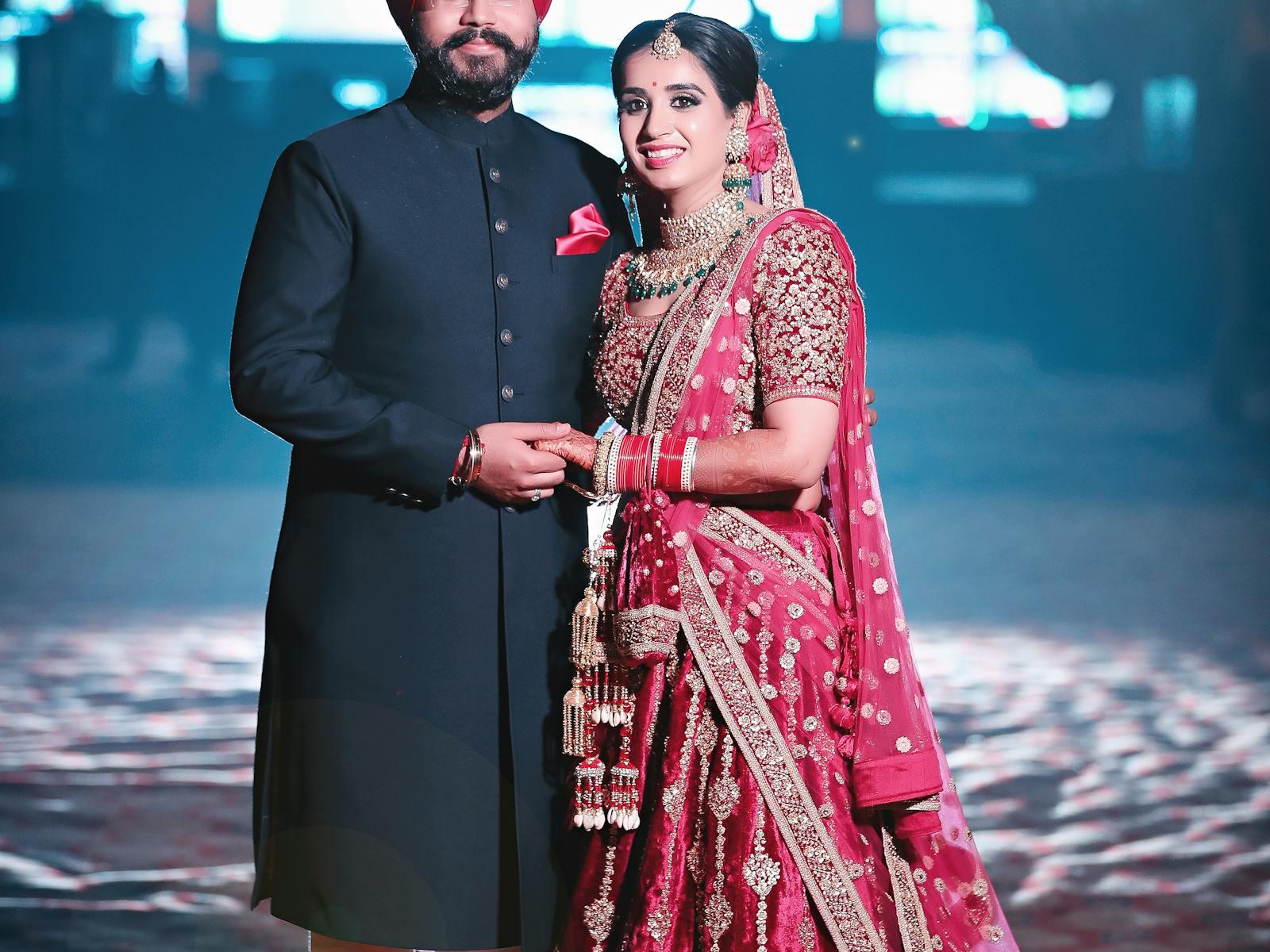 Sacramento summer photo session at golden hour along the American River Parkway with warm evening light